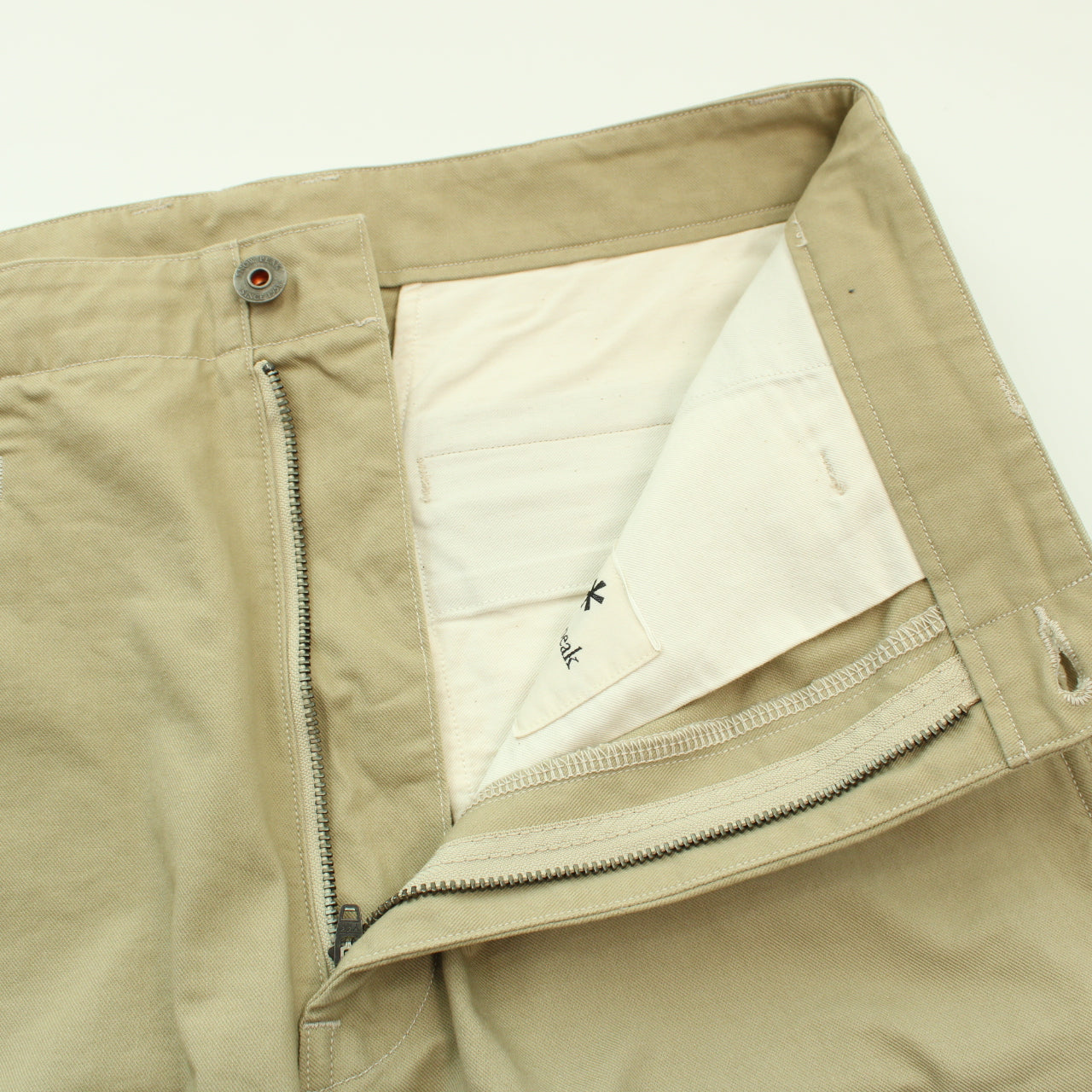 TAKIBI Chino Shorts L Beige